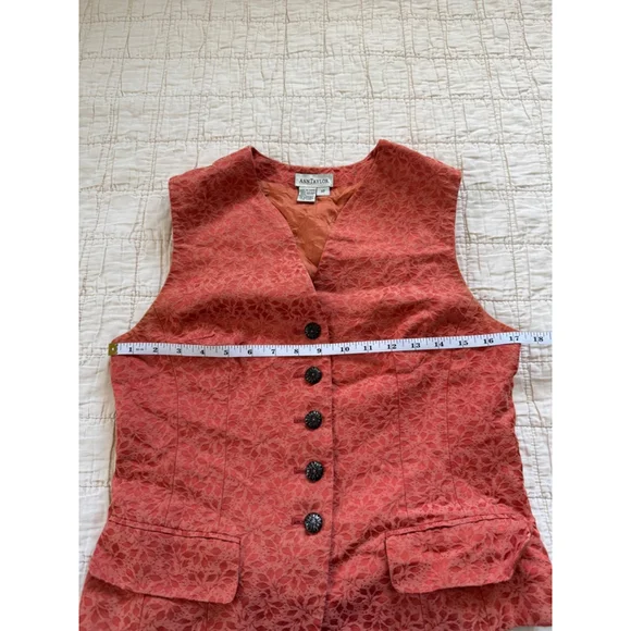 Vintage Ann Taylor Coral/ Orange Vest • Size : M - Picture 9 of 10